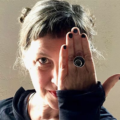 Gabrielle Senza | Creative Activist