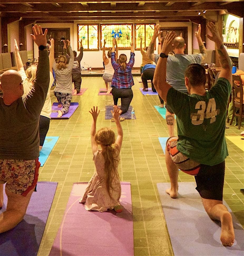 Friendsgiving Yoga at Das Bevo