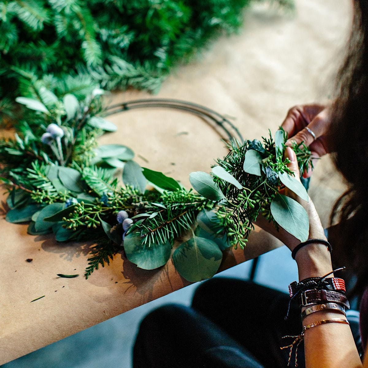 Festive shopping & Christmas wreath making with Goldfinger & ISHKAR