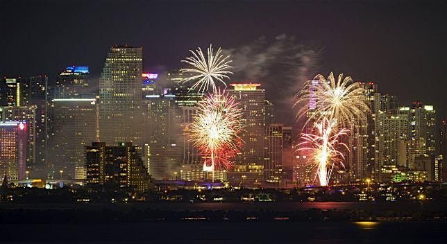 JULY 4 BAYFRONT PARK MIAMI FIREWORKS | PARTY BOAT