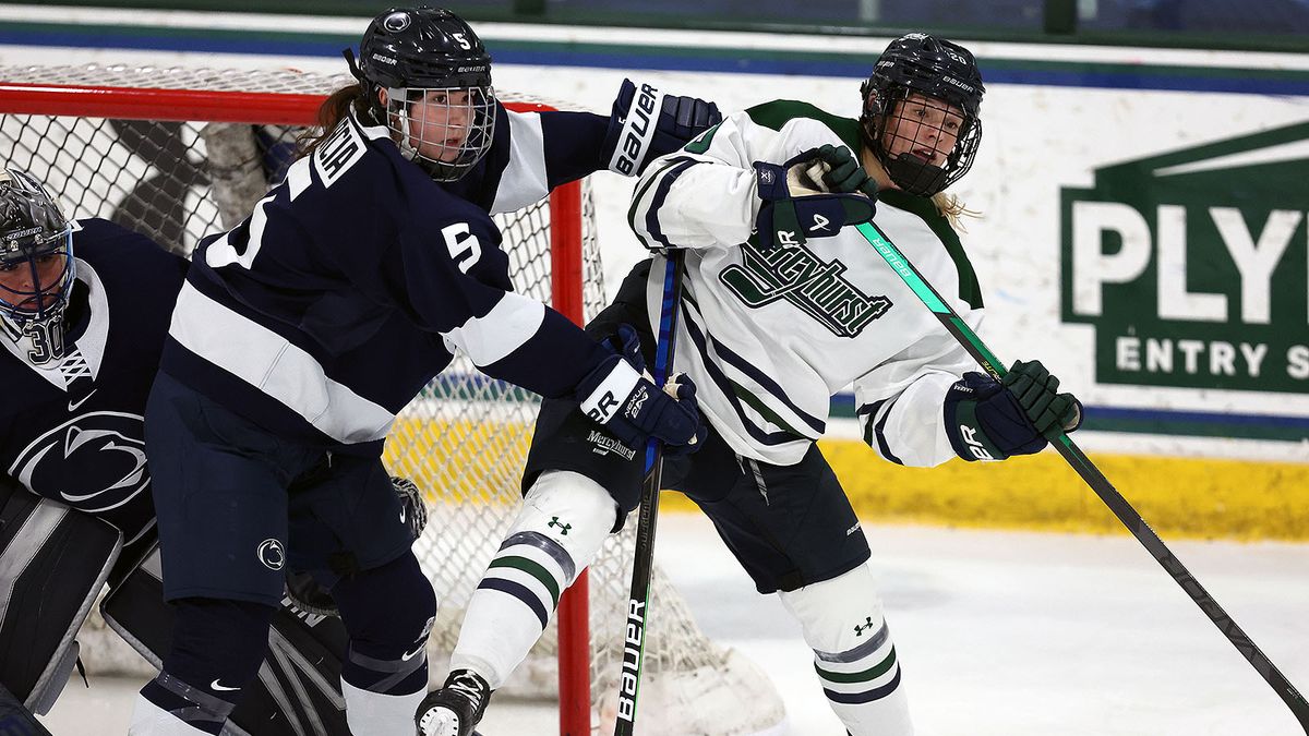 New Hampshire Wildcats at Mercyhurst Lakers Womens Hockey