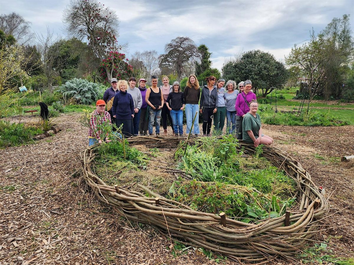 Hazel-weaving for Garden Beds