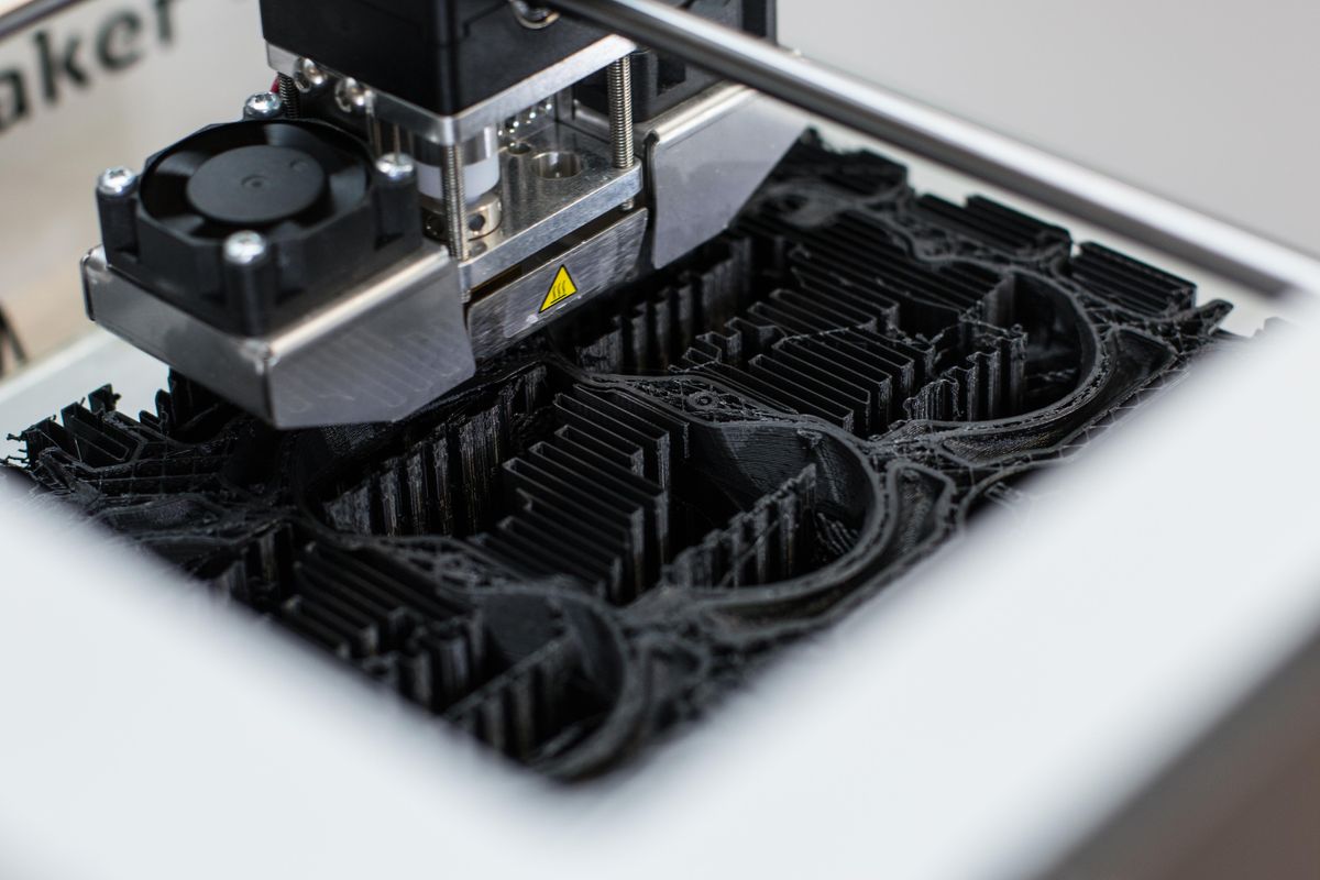 Additive Manufacturing 3D printing in manufacturing, The Industry