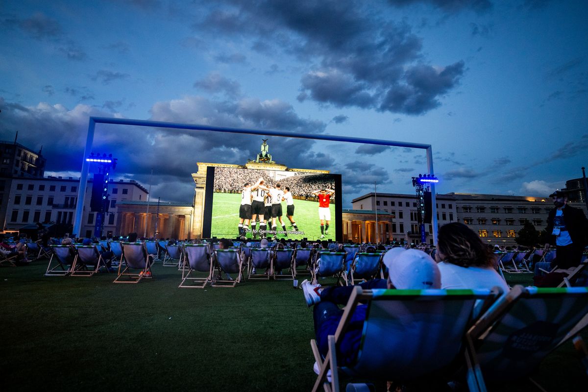 FUSSBALL SOMMERKINO: ELF MAL MORGEN