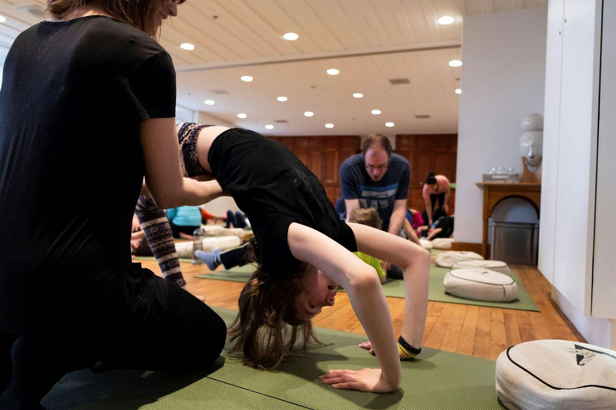 Yoga famille - 7 \u00e0 12 ans