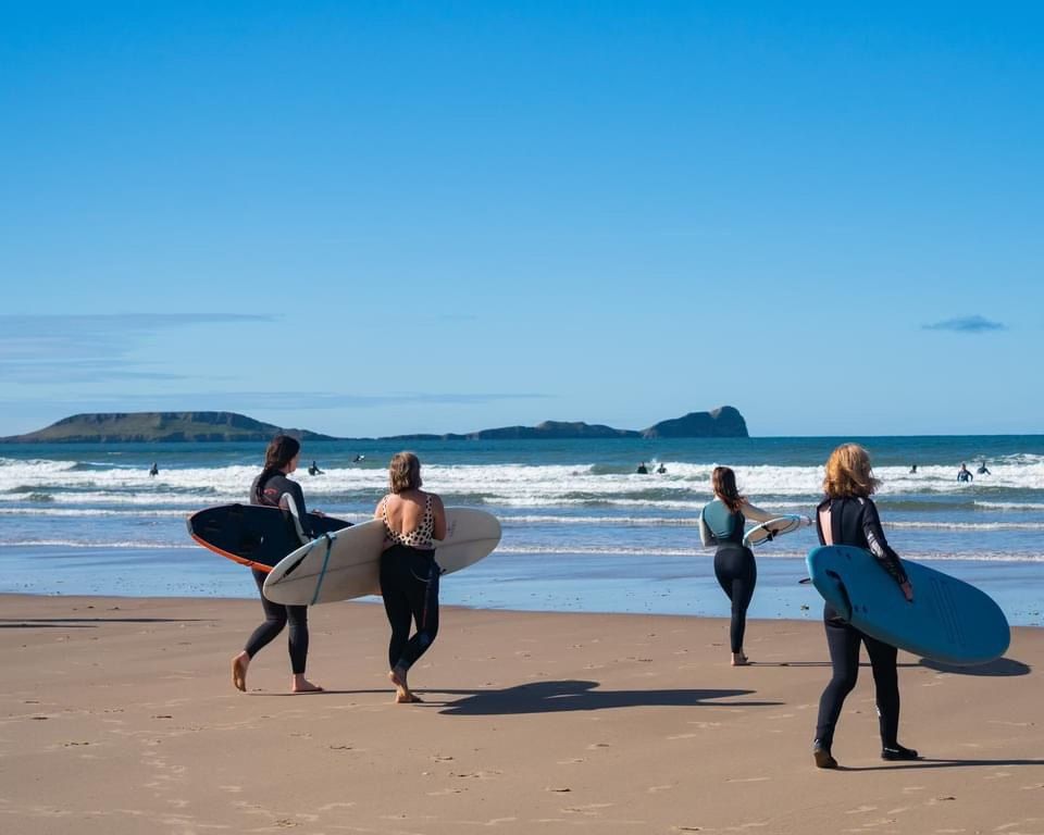 Rainbow Surf Retreat \u200b~ for Women & Non-Binary Folks