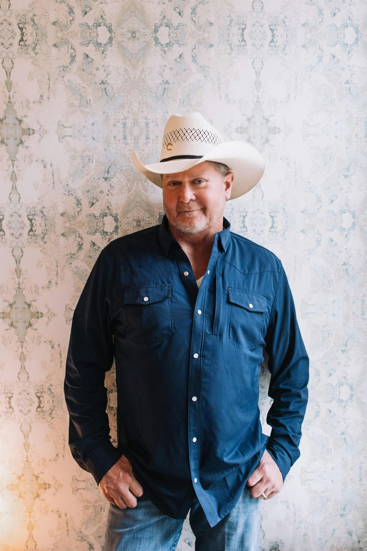 Tracy Lawrence with Jack Ingram