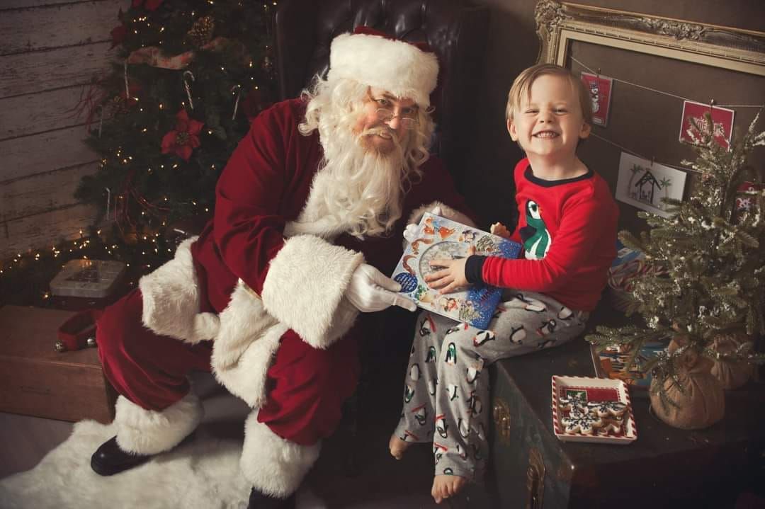 Exclusive Santa Sessions