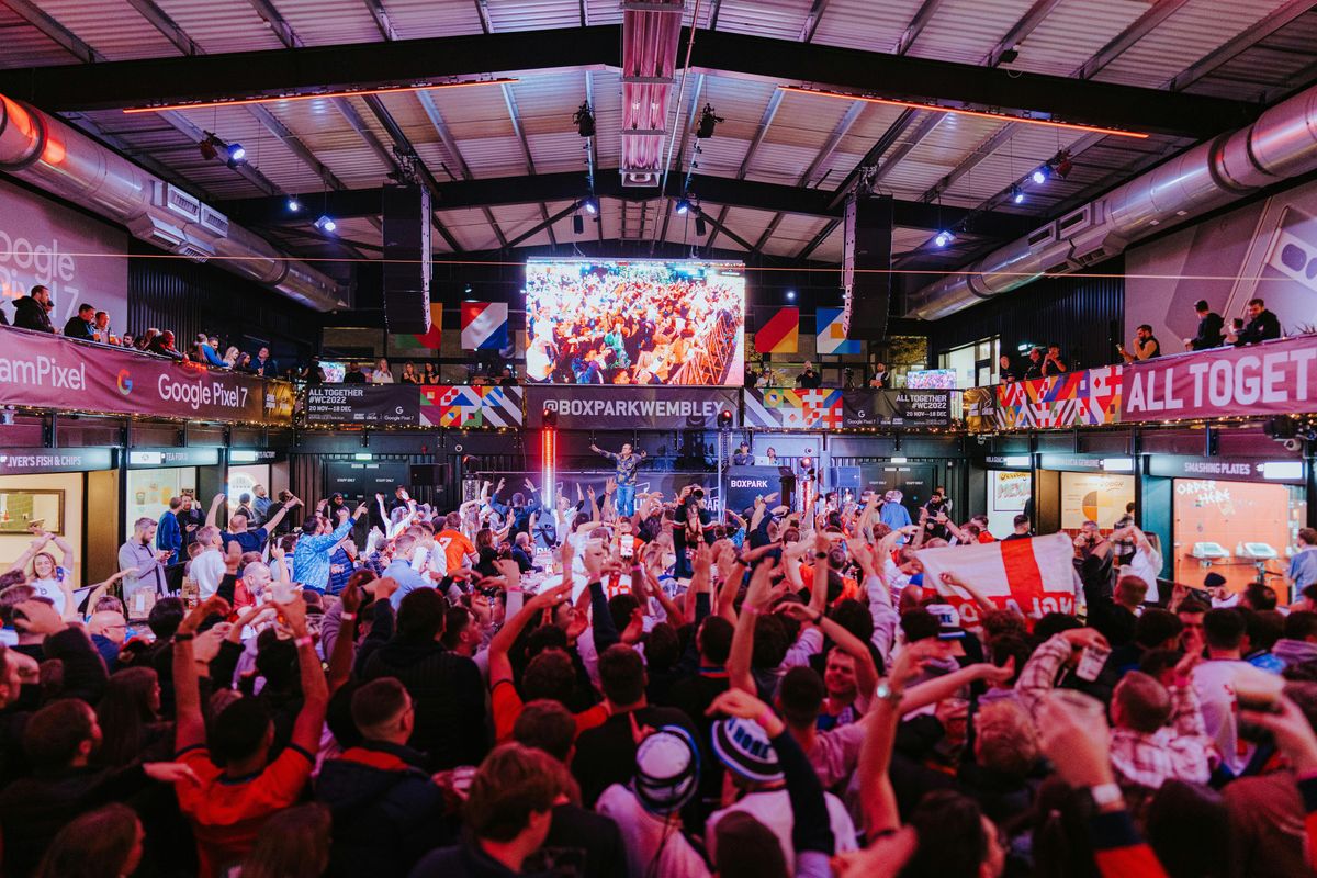 LIONESSES FANPARK: ENGLAND V USA