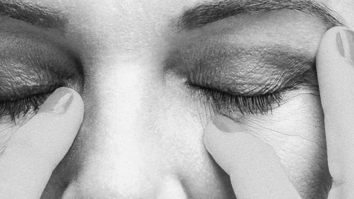 Birsen Tezer, B\u00fclent Orta\u00e7gil in \u0130stanbul