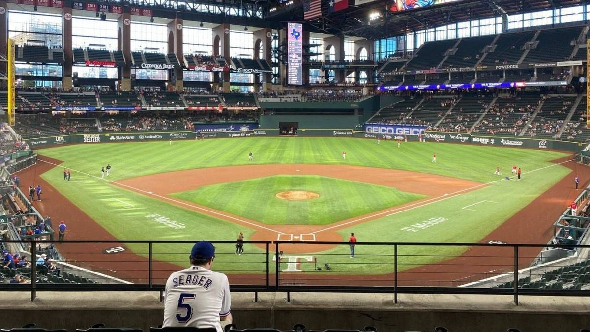 Texas Rangers vs. Seattle Mariners