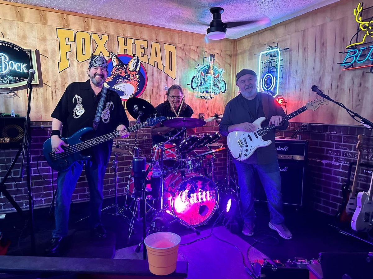 Foxhead hosts Cain band