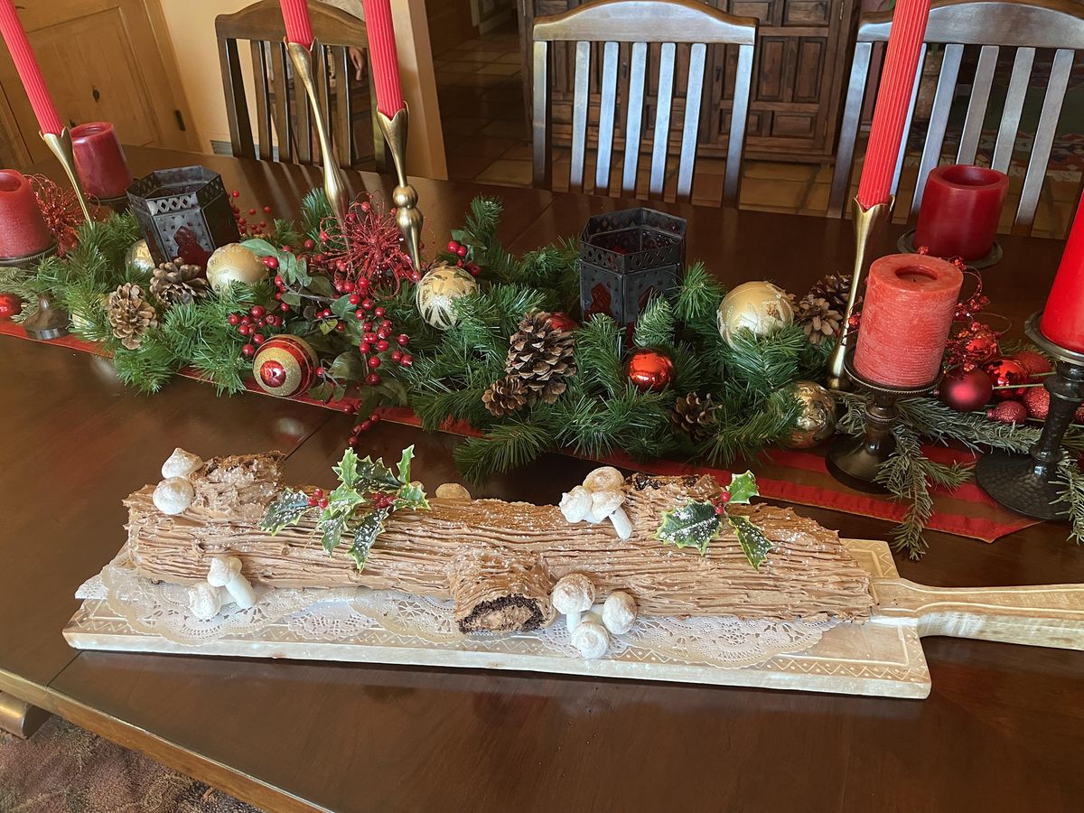 COOK LIKE A DAME - CLASSIC BUCHE DE NOEL