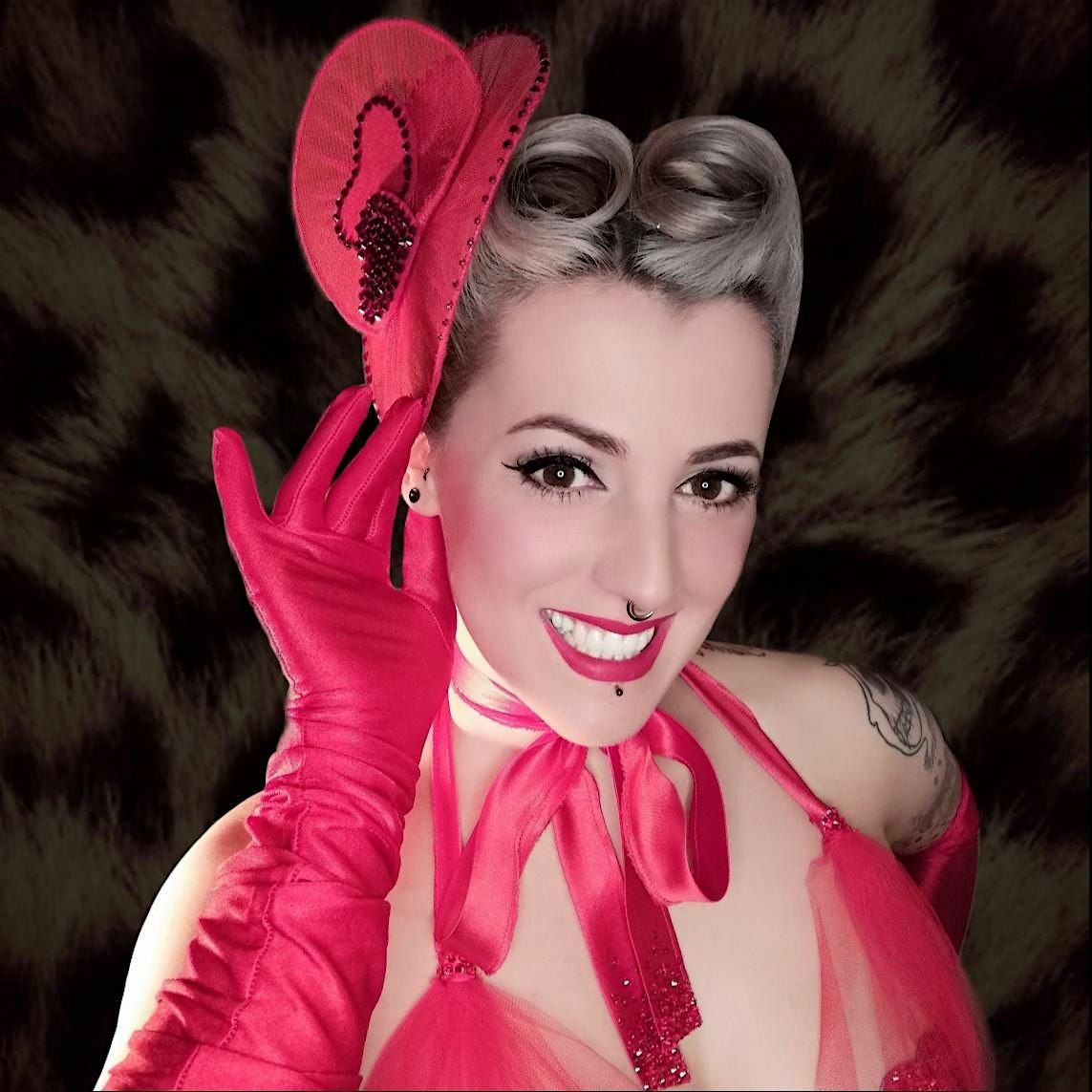 PIN UP HAIR "Victory Rolls" class with Rosi Rabbit