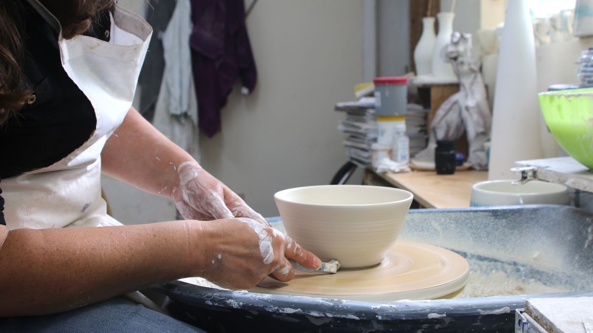 Taster Pottery Throwing Morning 