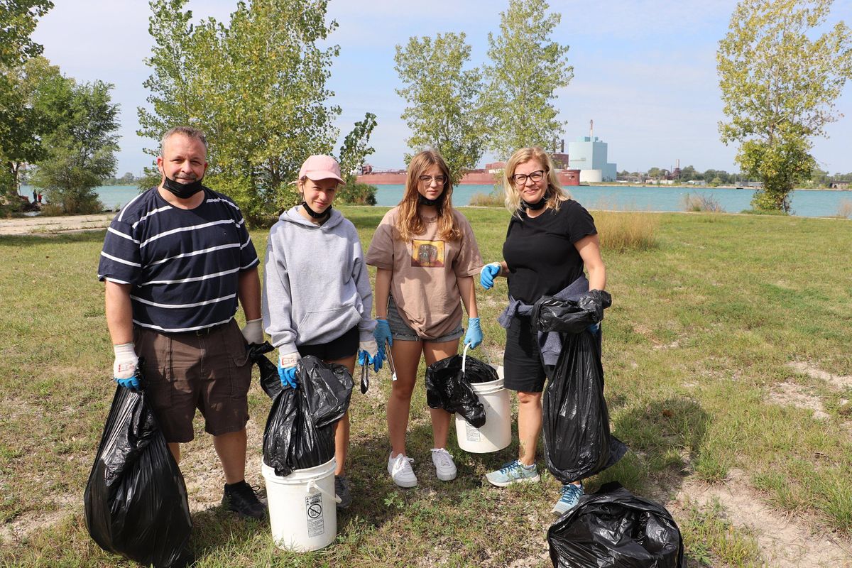 Detroit River Binational Cleanup Sandwich Location, McKee Park