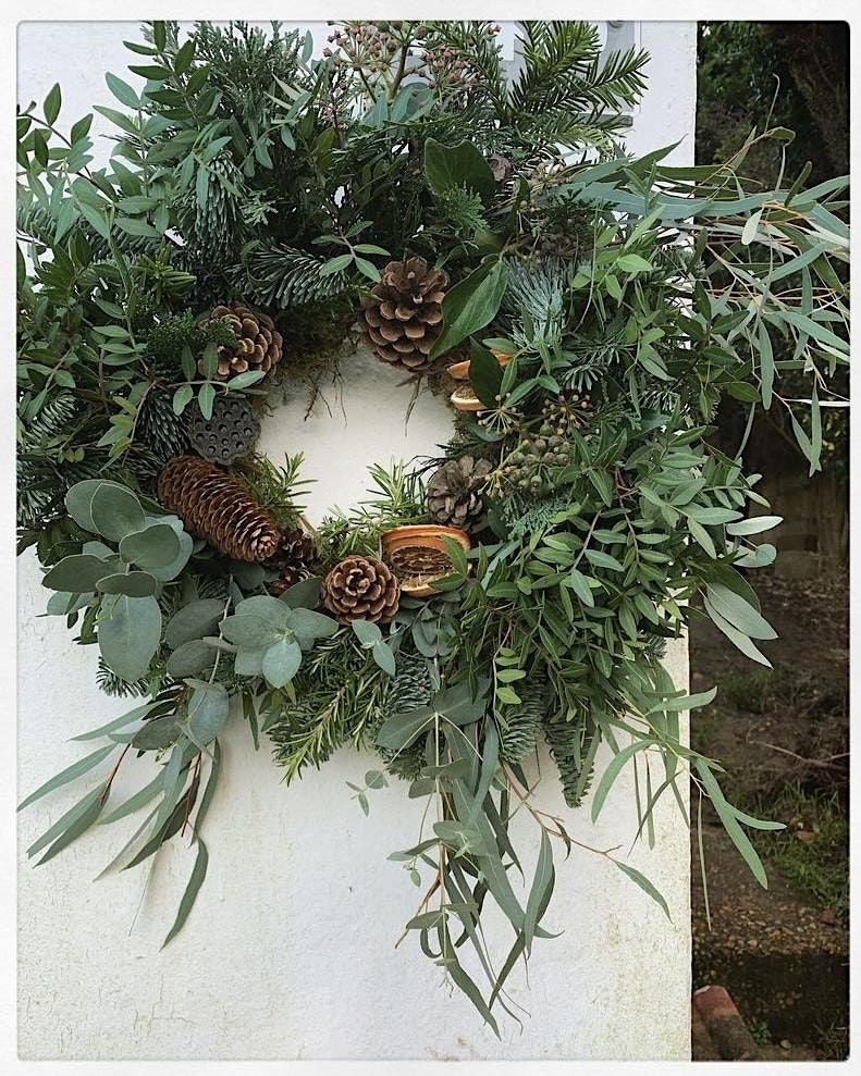 Christmas Wreath Making Workshop in Worthing. Sunday 27th Nov 2022.