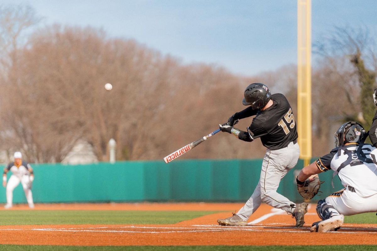 Parking Lehigh Mountain Hawks at Army Black Knights Wrestling