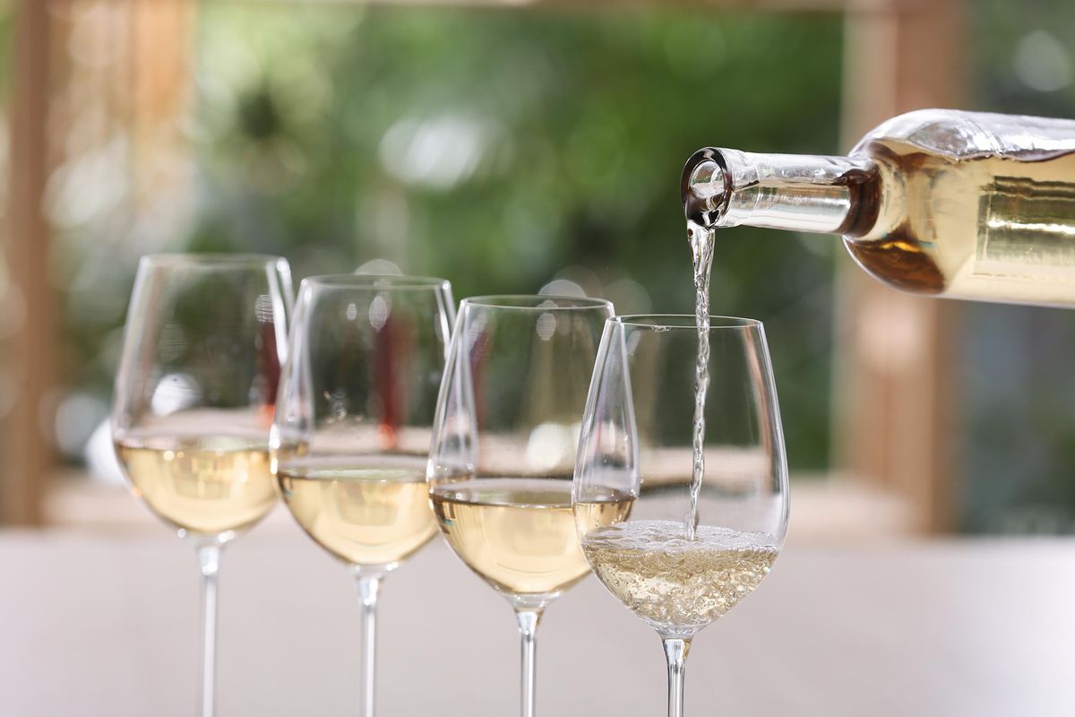 Ultimate White Wine Tasting Experience