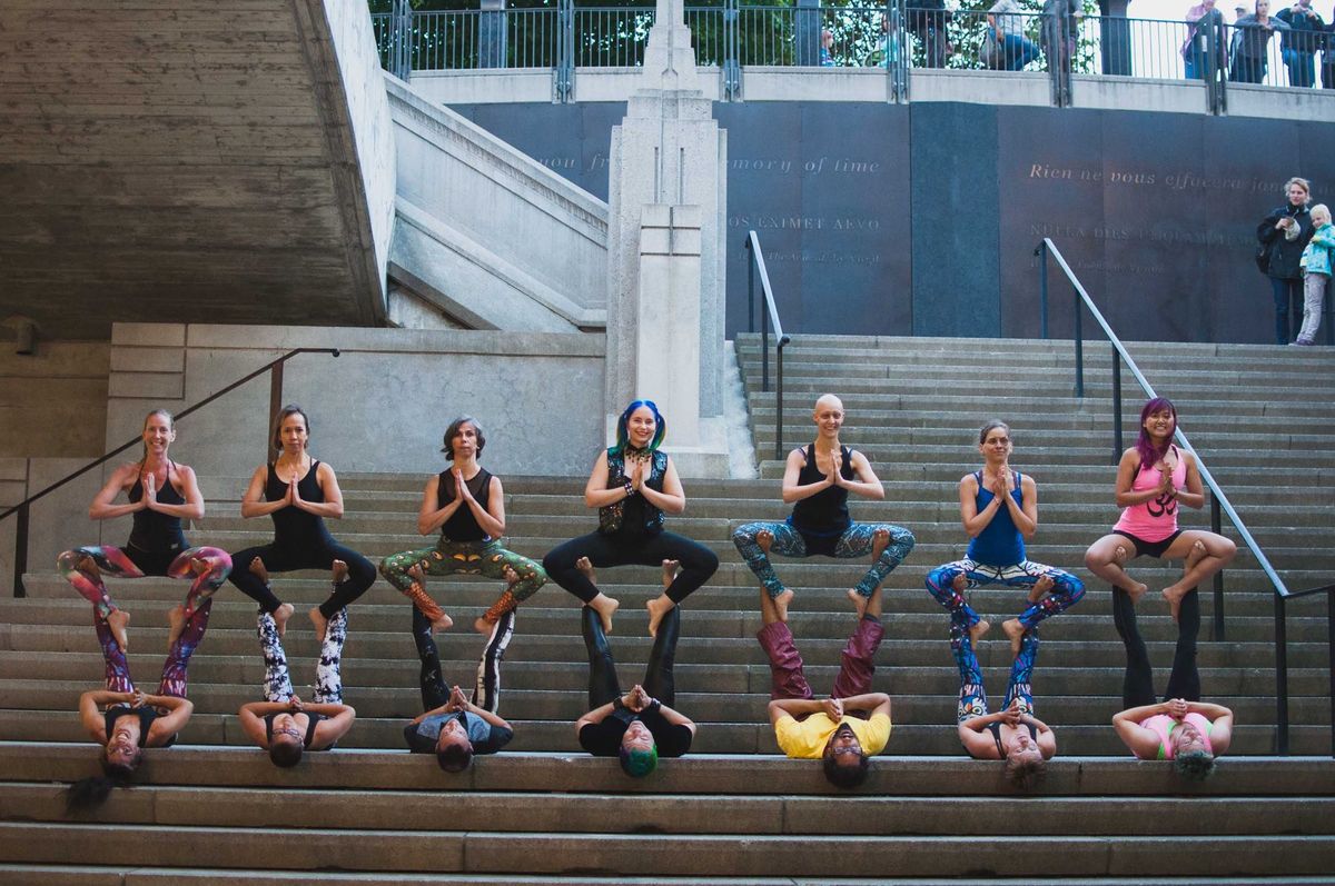 Acrobatic Partner Yoga at Vichara