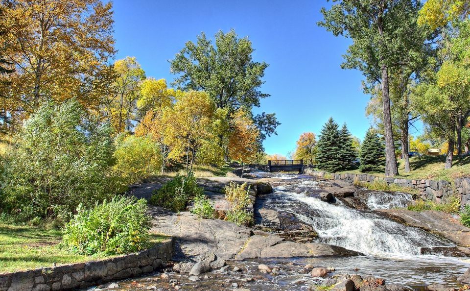 Miller Creek History Hike, Duluth Folk School, Superior, 22 October 2022