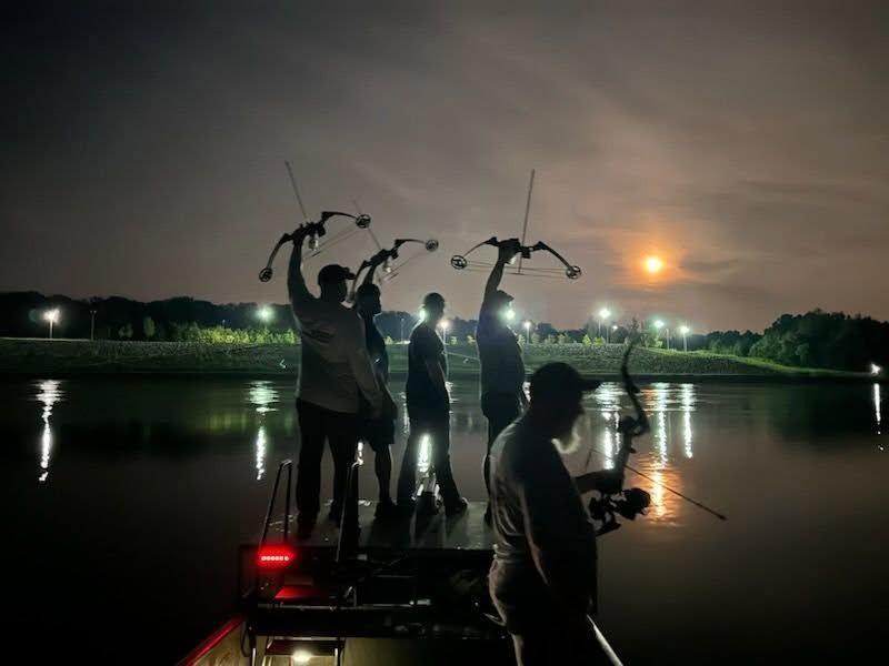 Kentucky Bowfishing