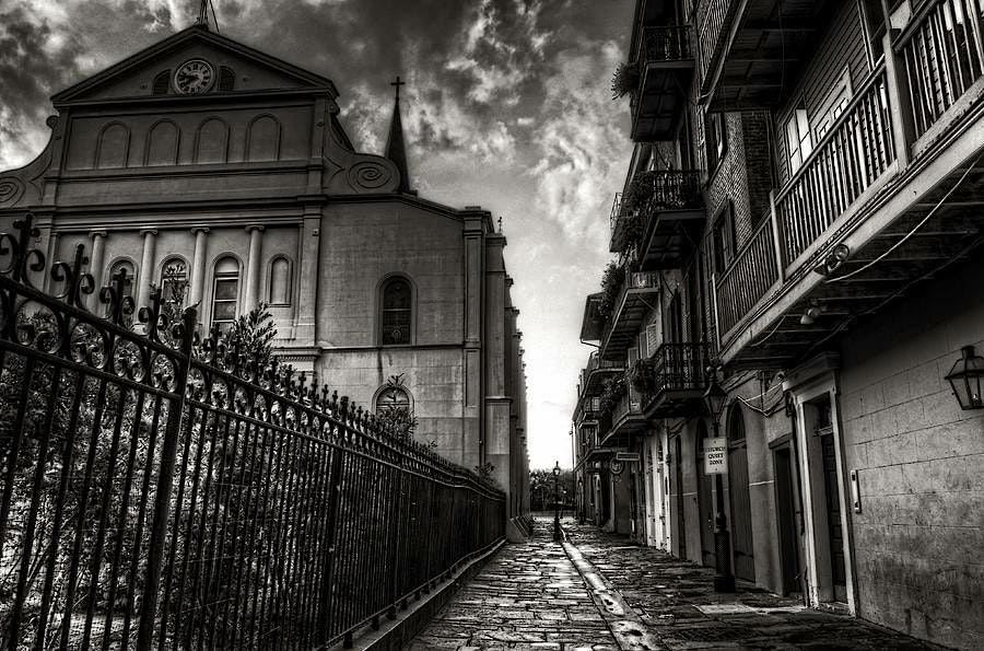 New Orleans French Quarter Drunken Ghost and Vampire 5 star tour, 1200 ...