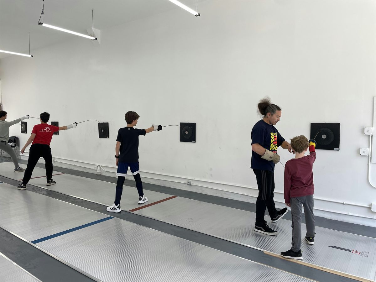 Beginner Adult Fencing Classes - Epee & Foil
