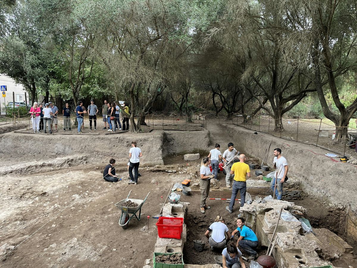 SCAVO APERTO! Visite guidate al sito archeologico di Via Appia Antica 39