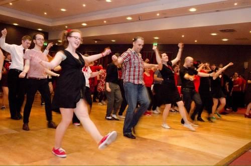 FREE LINE DANCING Class w\/ Elena @ Sandel Senior Center, Rockville Centre, LI NY