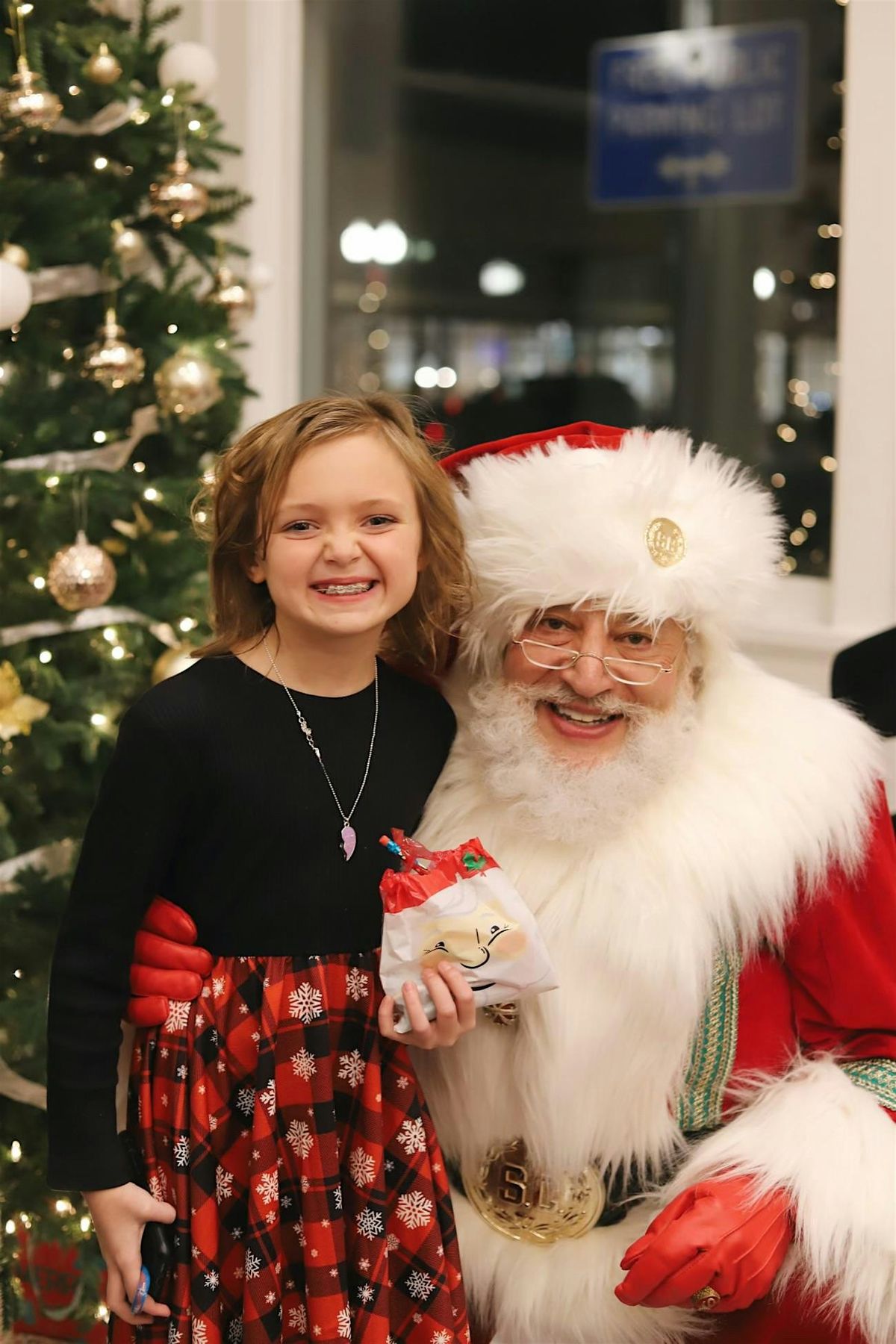 Mix and Mingle with Santa at The Treasury!