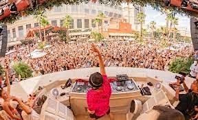BEACH POOL PARTY!