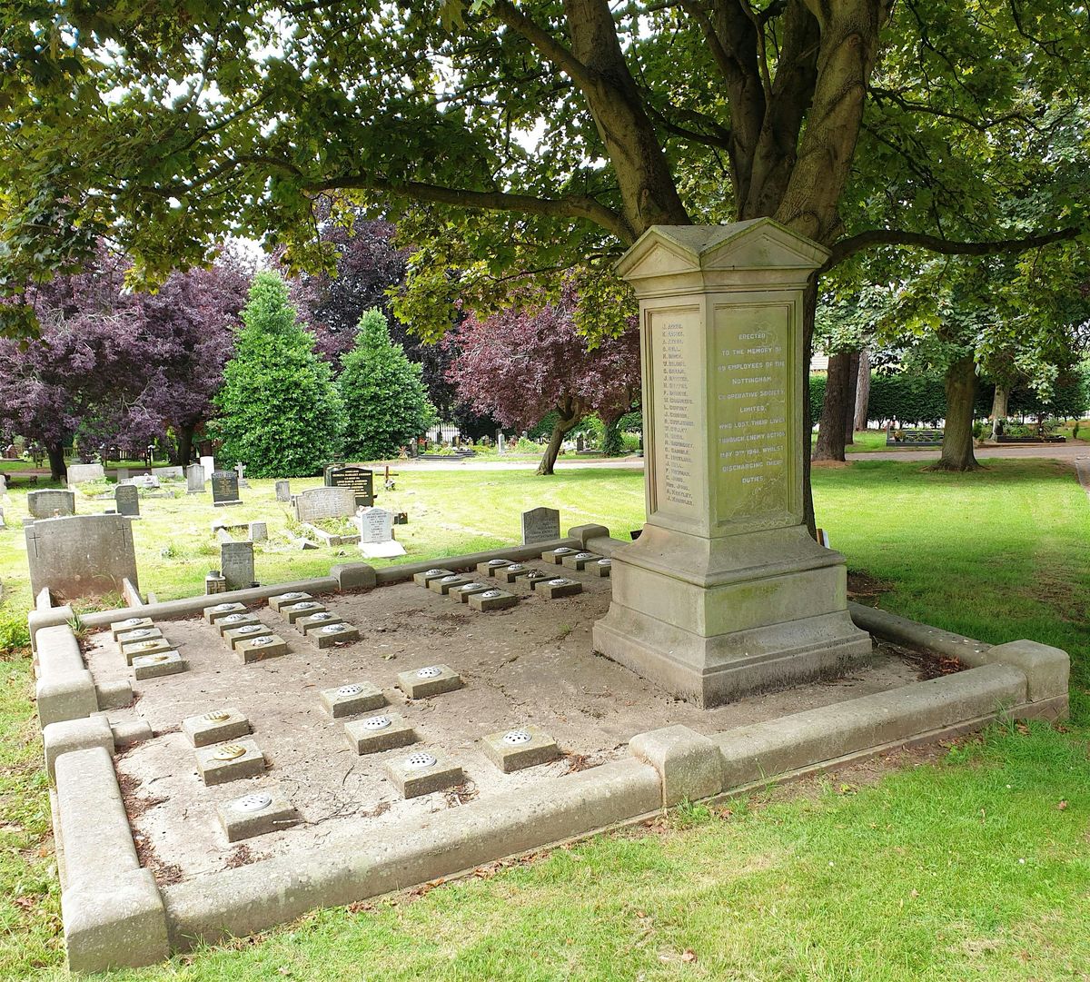 CWGC War Graves Week 2024 - Nottingham Southern Cemetery (Wilford Hill ...
