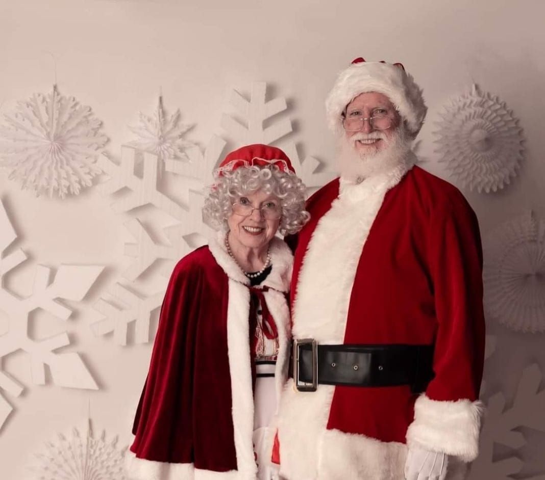 Santa and Mrs Claus Visit