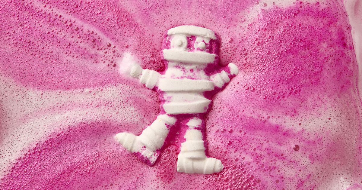 LUSH Norwich - I Want My Mummy Bath Bomb Making