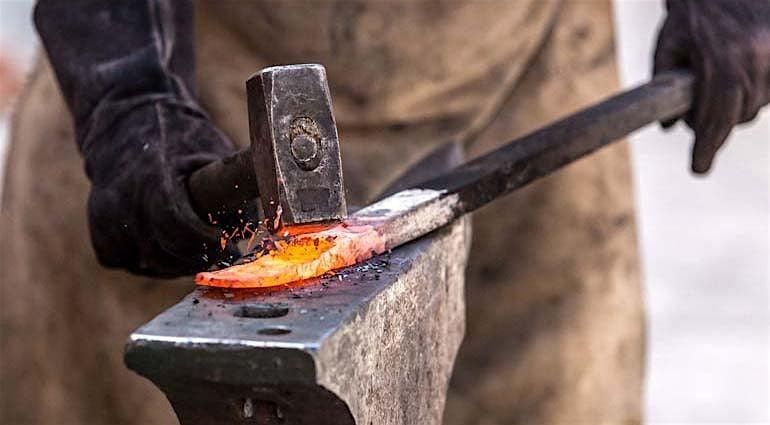 INTRODUCTORY BLACKSMITH CLASS