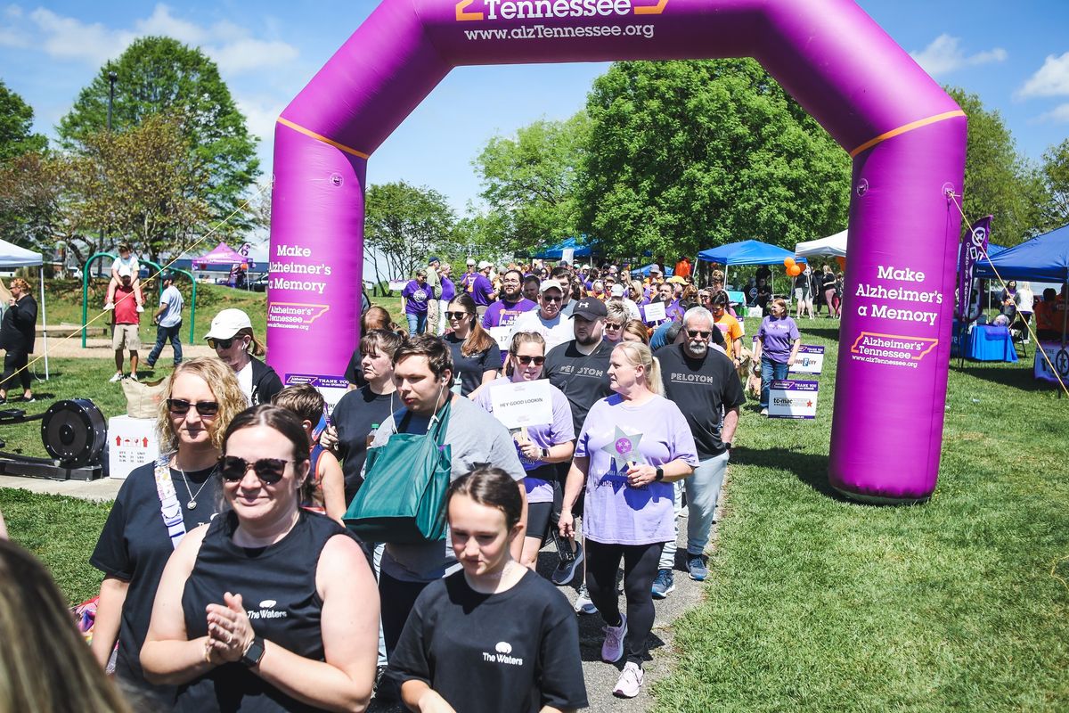 Tri Cities WALK to Make Alzheimer's a Memory and Pet Parade!