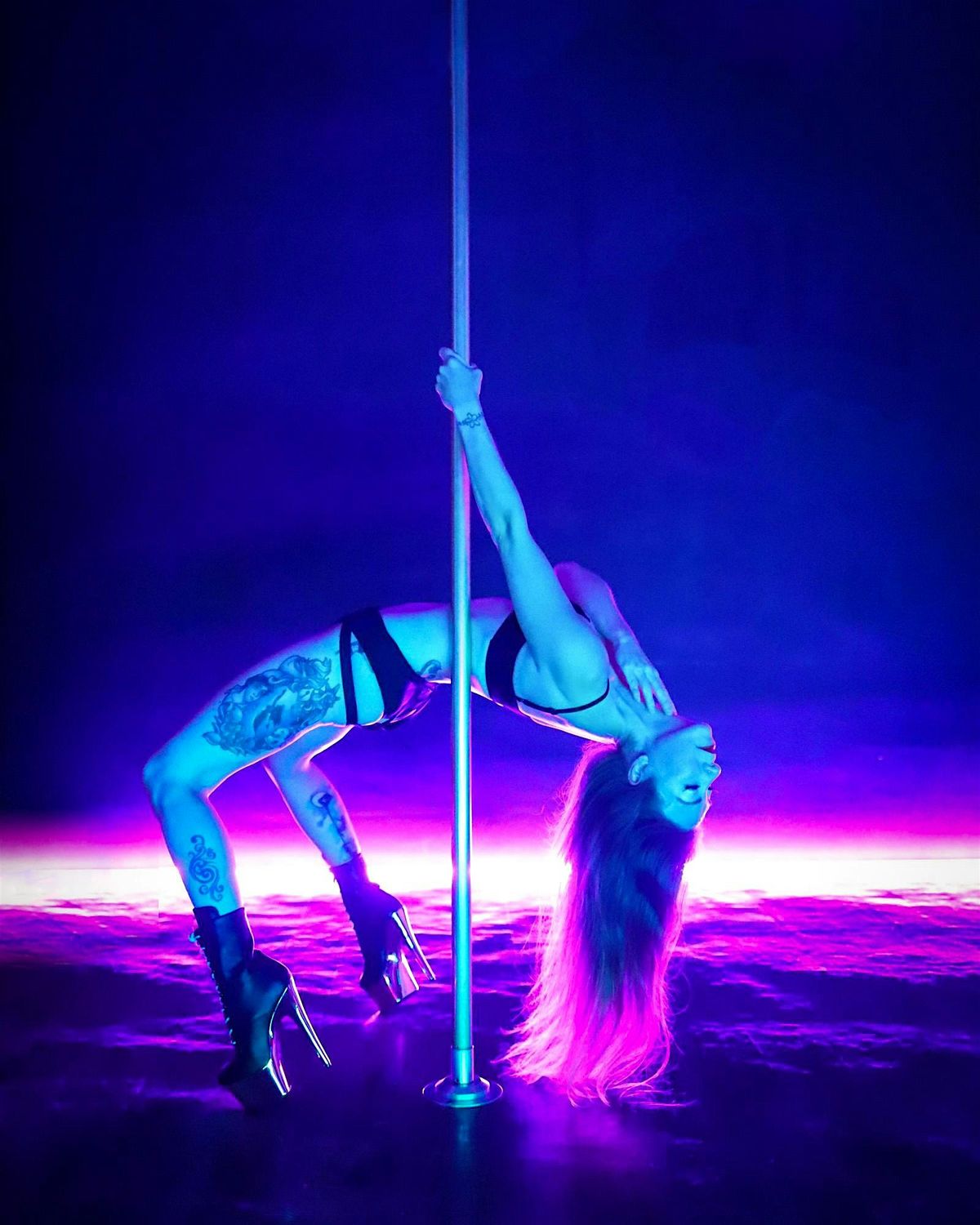 Sassi Spinner L 1  ( Pole Fitness Classes)