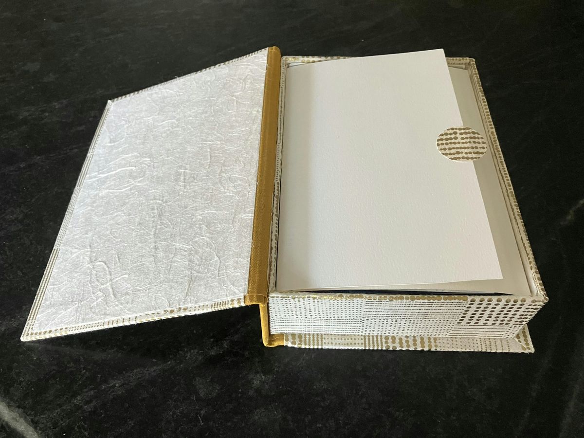 Bookbinding Workshop: Hinged Lid Box Construction w\/Jane Freeman