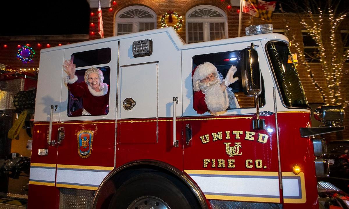 Santa Detail - Ballenger Run, Wellington Trace, Linton at Ballenger