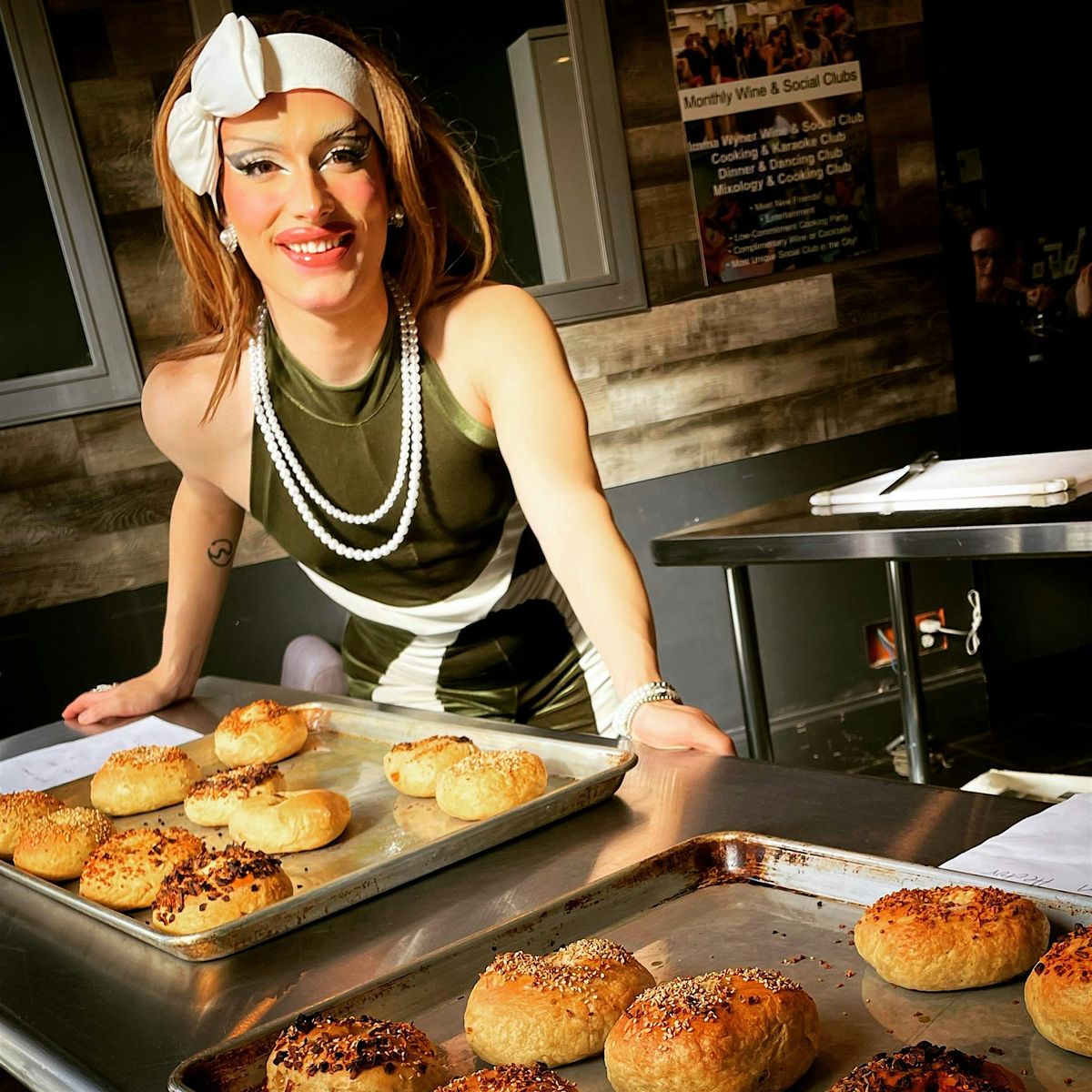 Make Your Own Bagel Drag Queen Brunch!