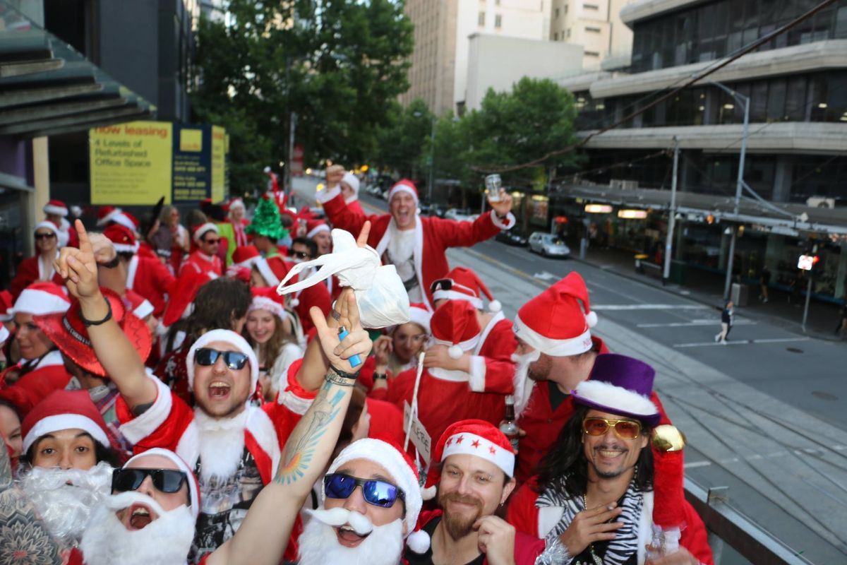 Santa Bar Crawl 2024!