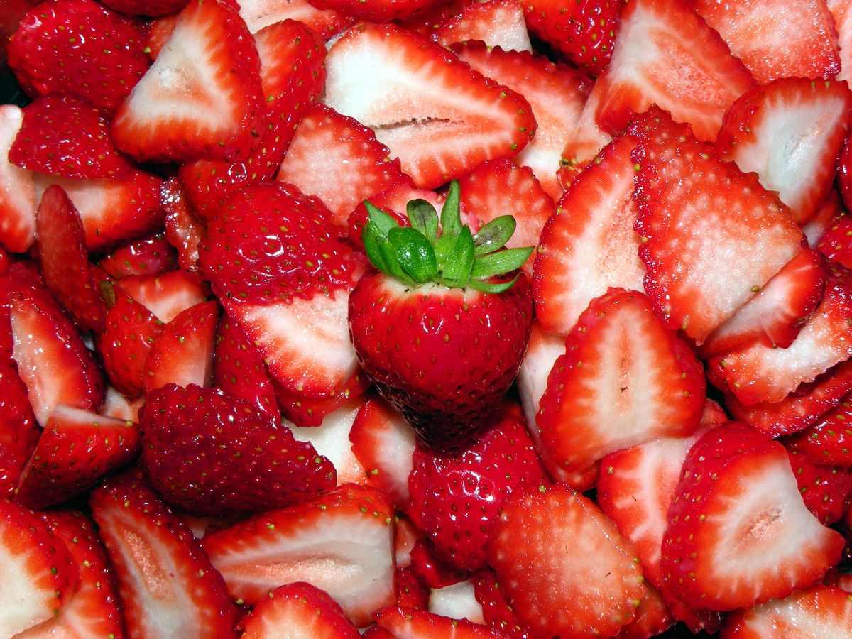 Let's Make Strawberry Jam!