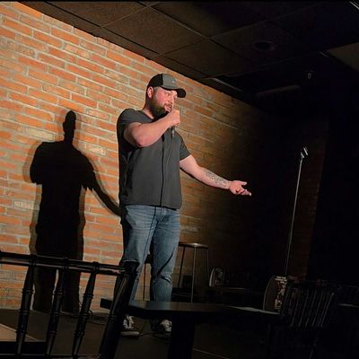 Taylor Featherstone Comedy