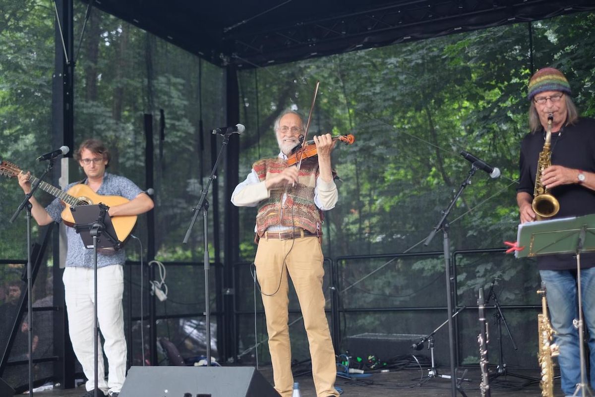 Klaus der Geiger & Marius Peters Wundert\u00fcte K\u00f6ln