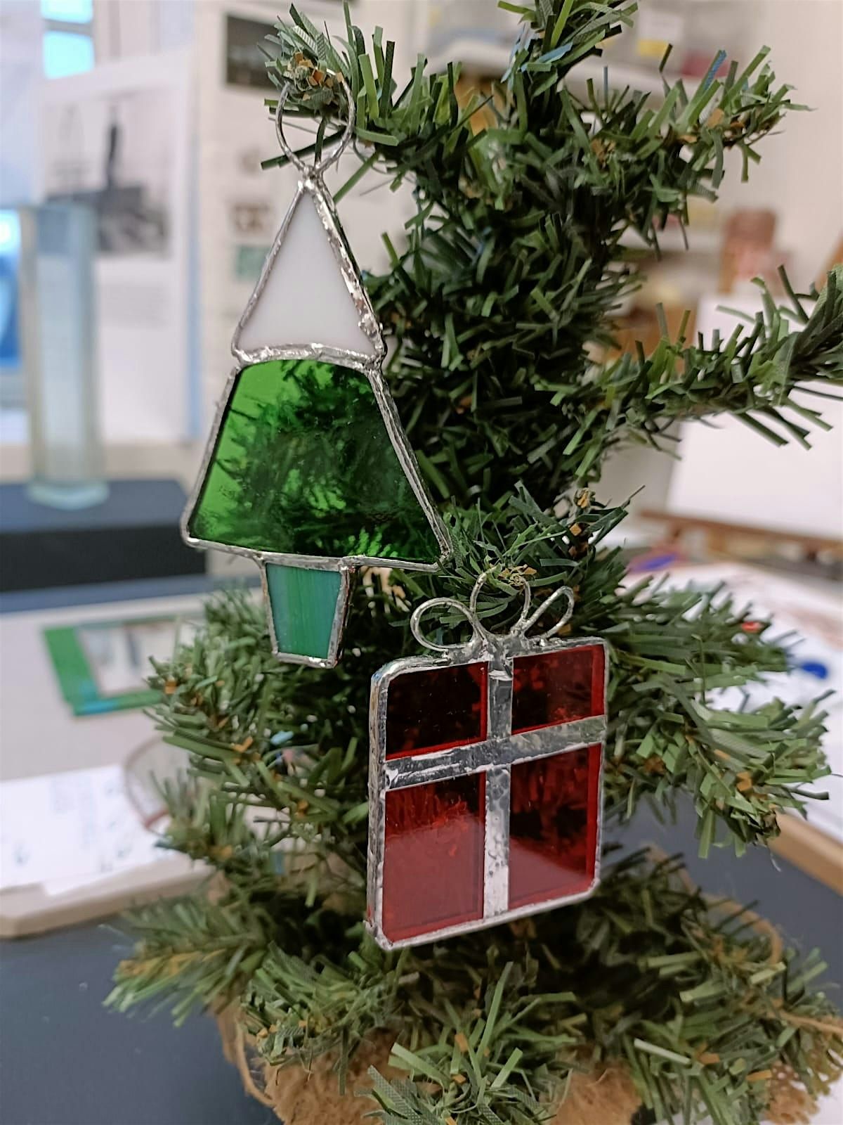 Make your own copper foiled glass Christmas decoration in Ouseburn