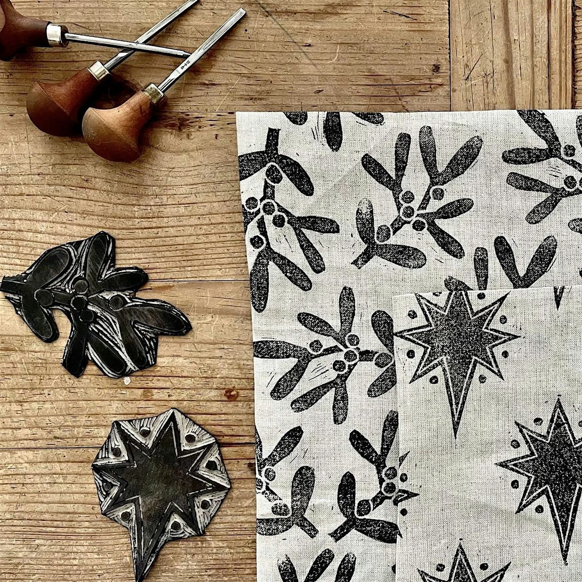 Print Your Own Festive Table Runner