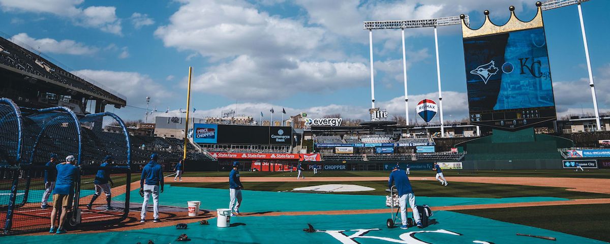 New York Mets at Kansas City Royals at Kauffman Stadium