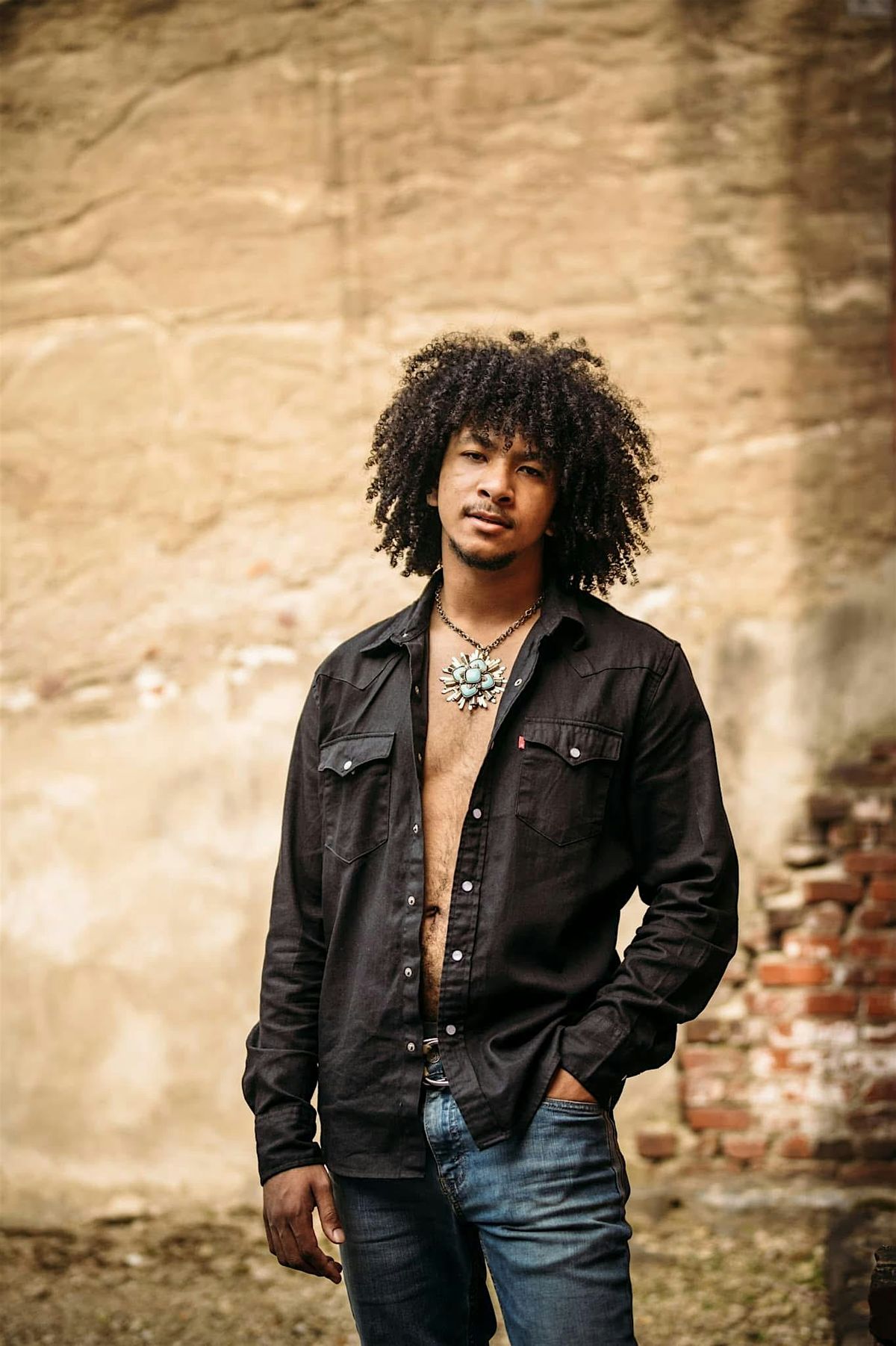 Live music: Elias Khouri