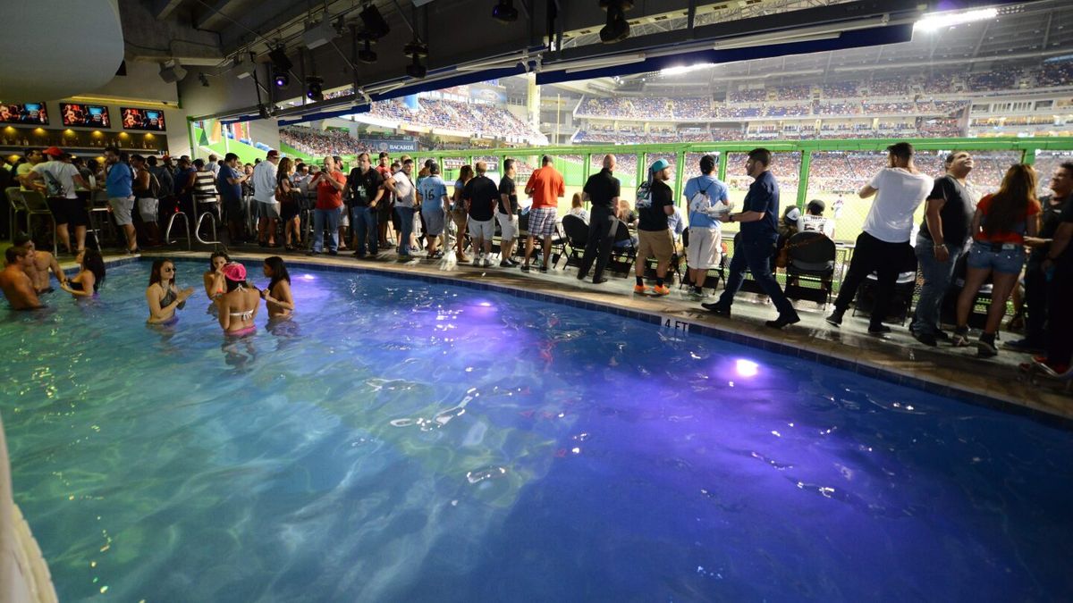 Parking Miami Marlins at Atlanta Braves